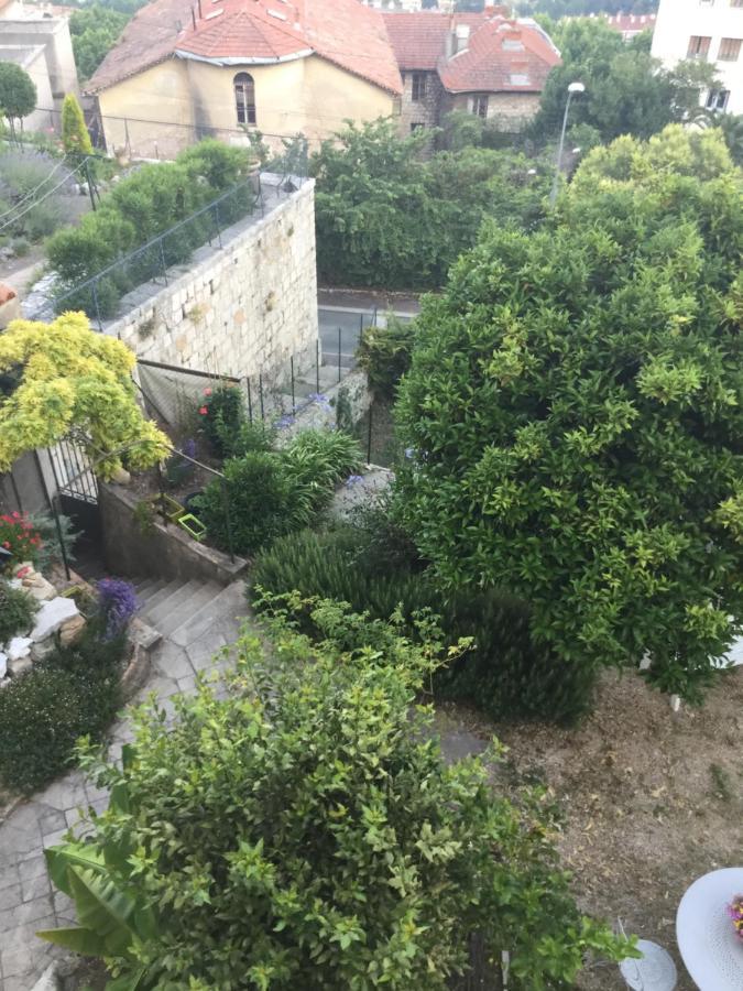Les Palmiers Panzió Grasse Kültér fotó